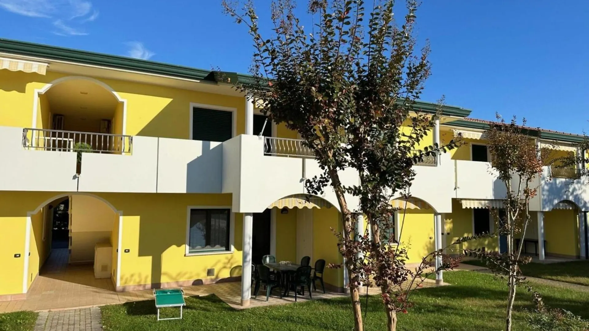 Relaxing Getaway With Pool And Garden In Bibione Apartment San Michele al Tagliamento